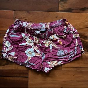 Patagonia Women POAR Maroon Floral Print Nylon Barely Baggies- size M